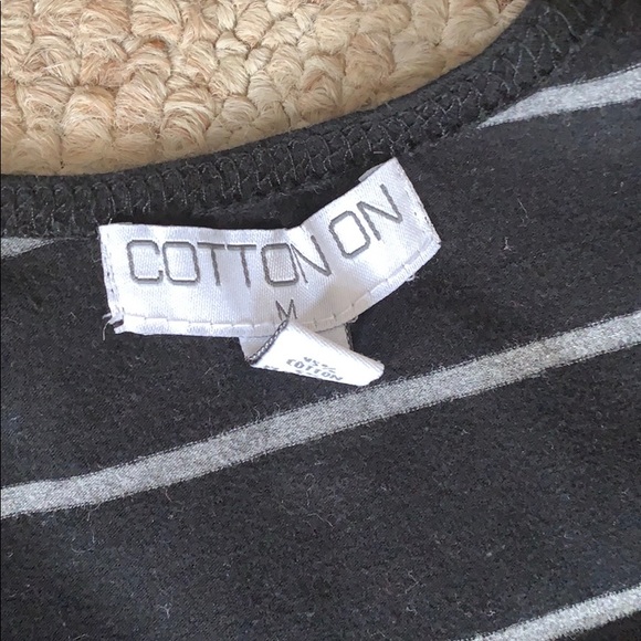 Summer dress - Picture 2 of 2